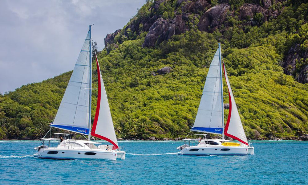 yacht tour seychelles