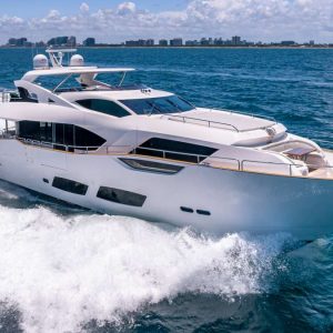 MIRRACLE Crewed Charters in Florida