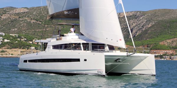Dream Yacht Charter Crewed Charters