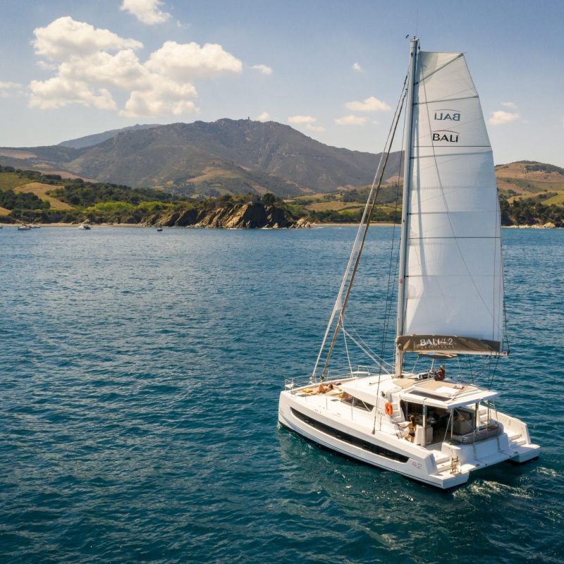 bareboat sailboat charter miami