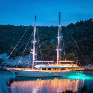 SON DE MAR Superyacht Charters in Croatia
