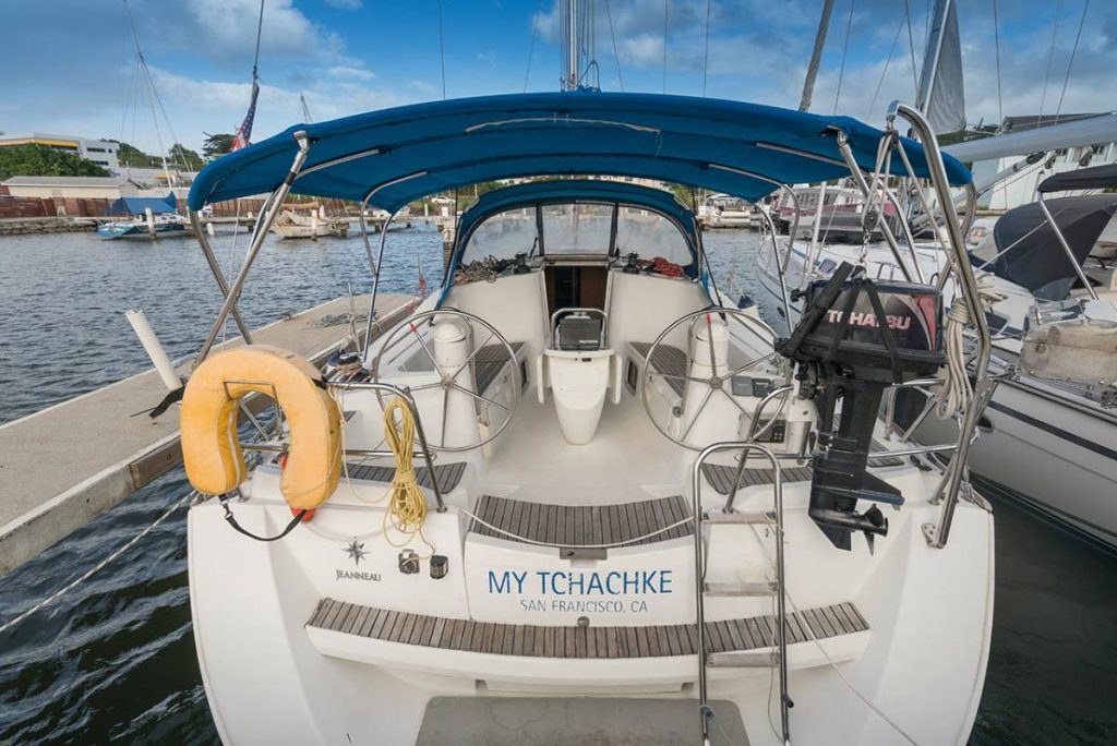 My Tchachke Bareboat Charter in St. Vincent