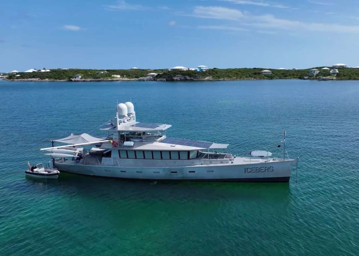 ICEBERG Superyacht Charters in St. Lucia