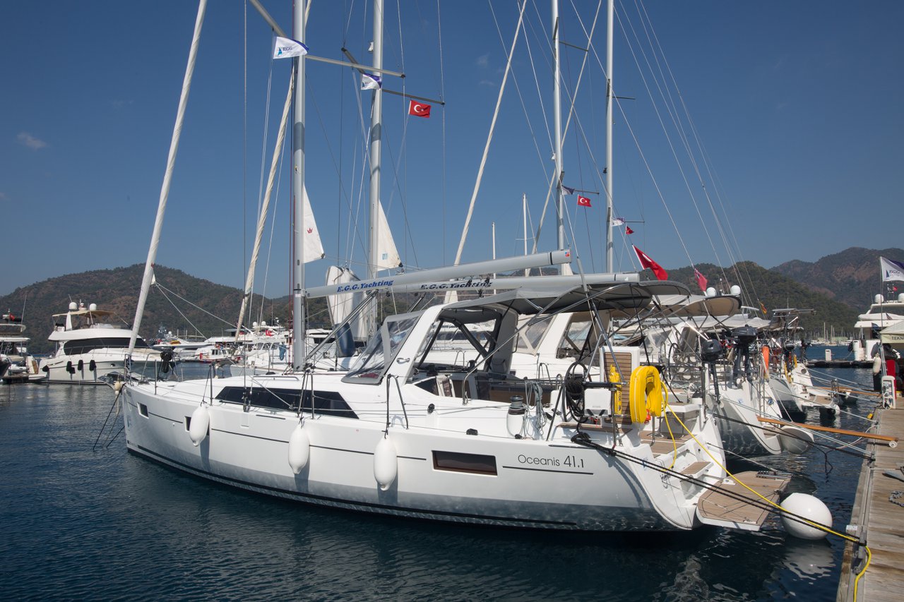 Friends Bareboat Charter in Turkey