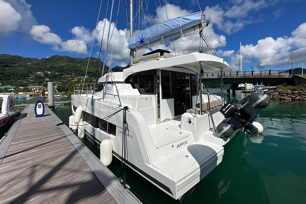 OUFTI IV Bareboat Charter in Seychelles