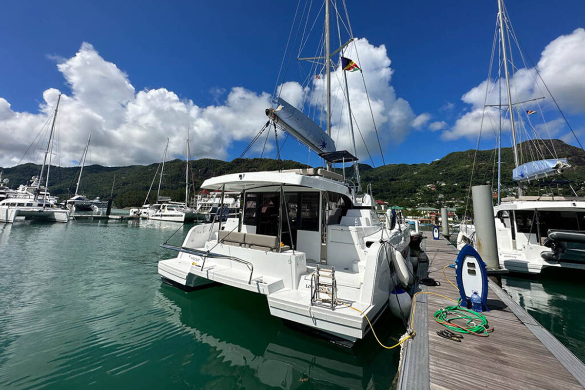 Miro Bot Bareboat Charter in Seychelles