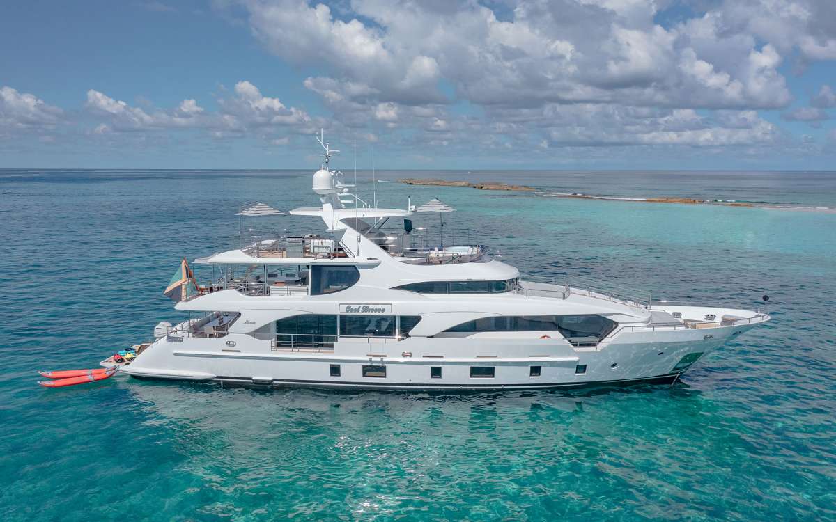 COOL BREEZE Superyacht Charters in Bahamas - Abacos