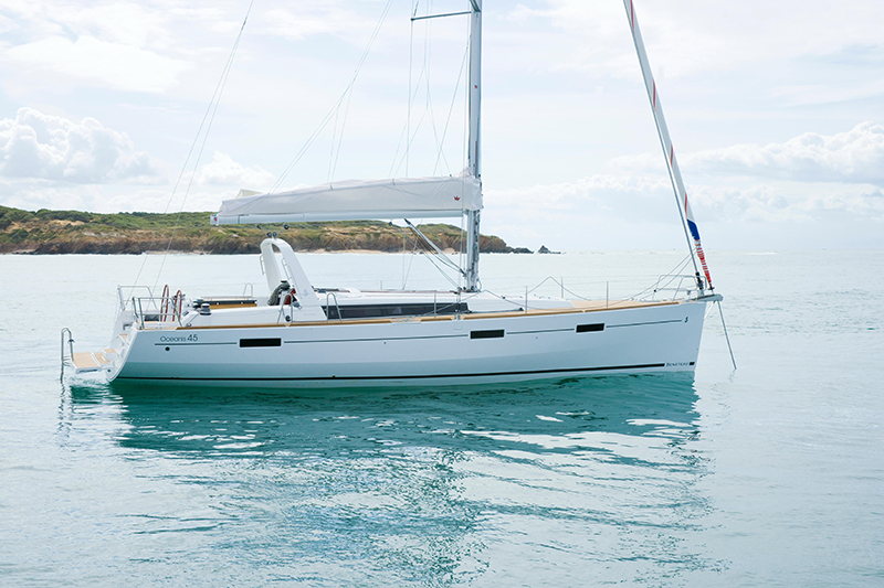 Oceanis 45 - 3 cab. ECONOMY Bareboat Charter in Greece
