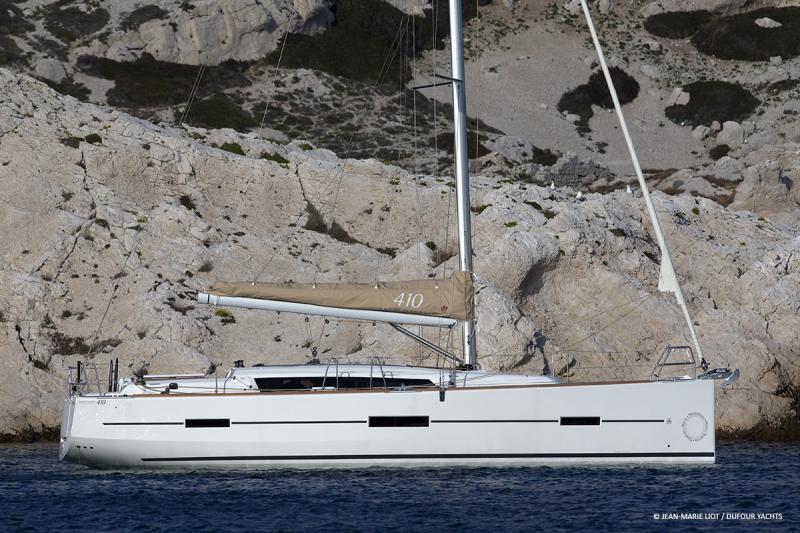 Dufour 410 GL ECONOMY Bareboat Charter in Greece
