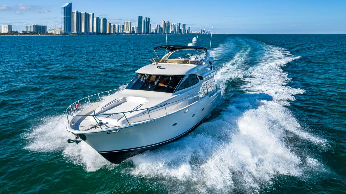 ELEGANT LADY Crewed Charters in Florida