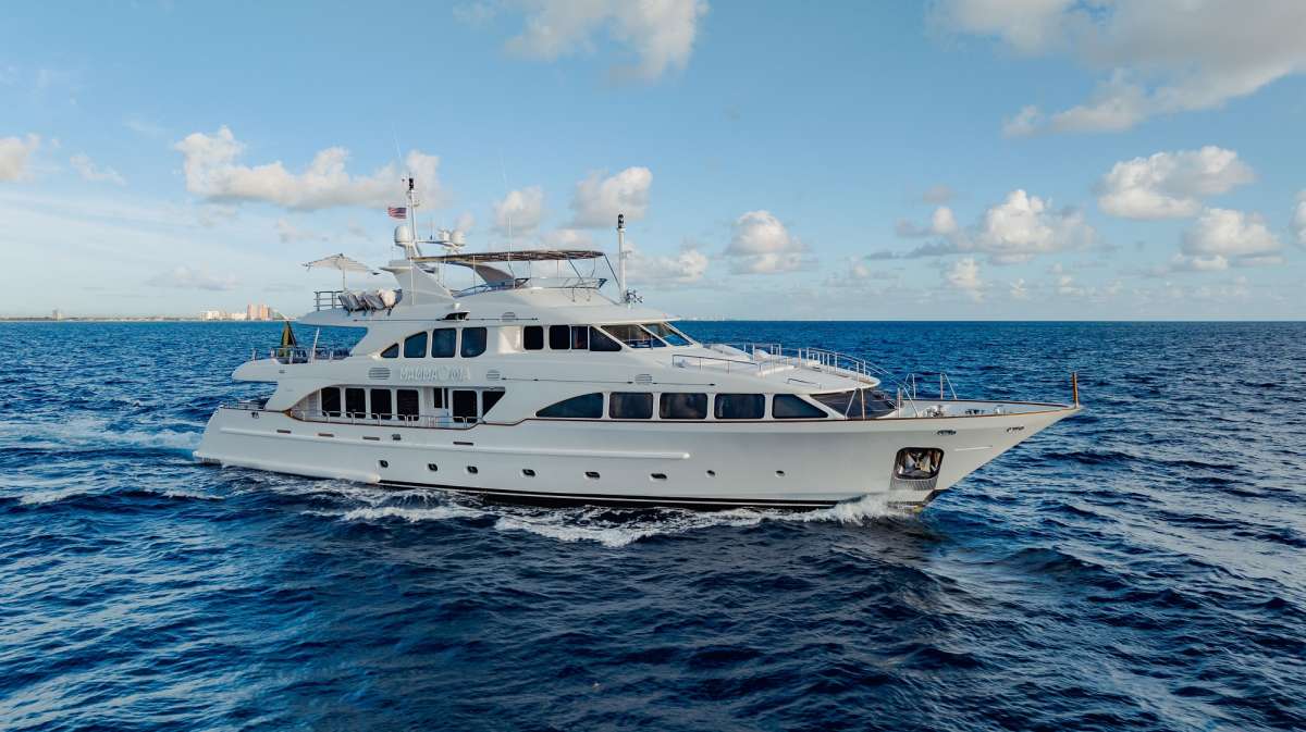 MAMMA MIA Superyacht Charters in St. Martin Superyachts