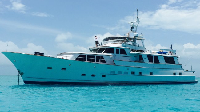 SEAFARI Crewed Charters in Bahamas - Nassau