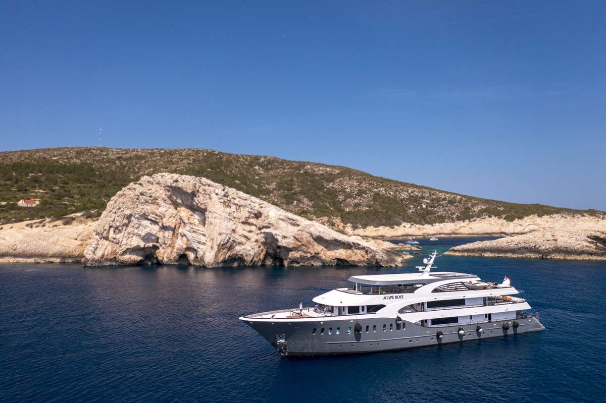 AGAPE ROSE Superyacht Charters in Croatia