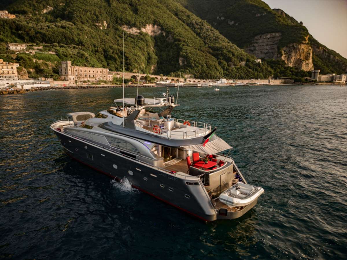 LADY B Crewed Charters in Italy