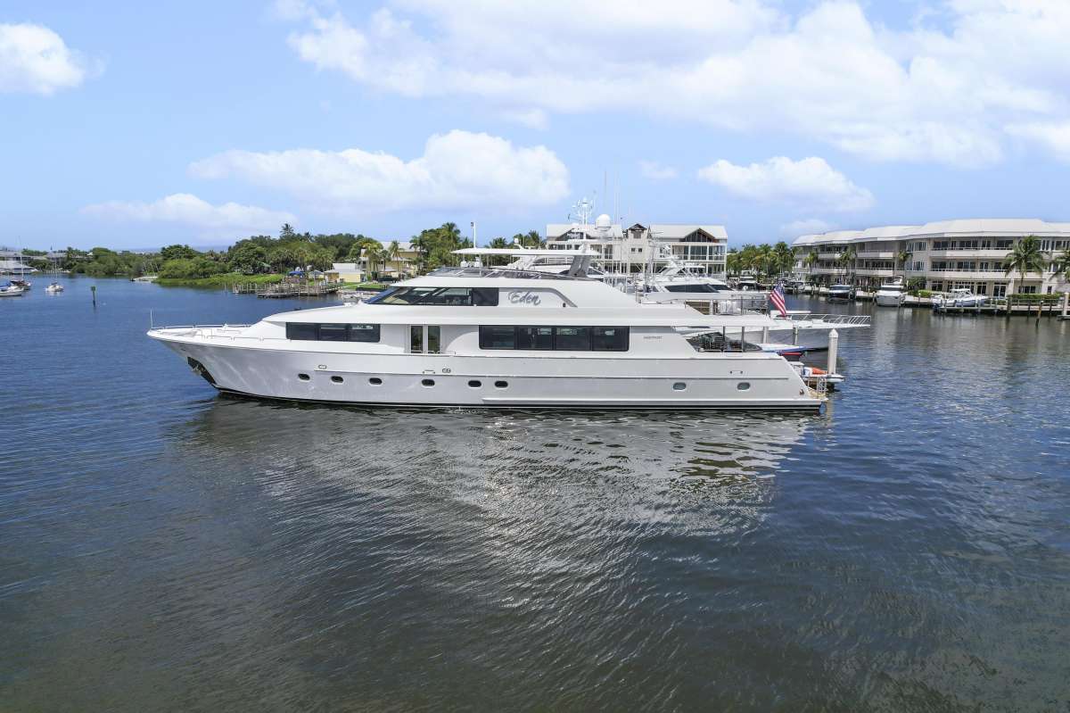 EDEN Superyacht Charters in Bahamas - Nassau Superyachts
