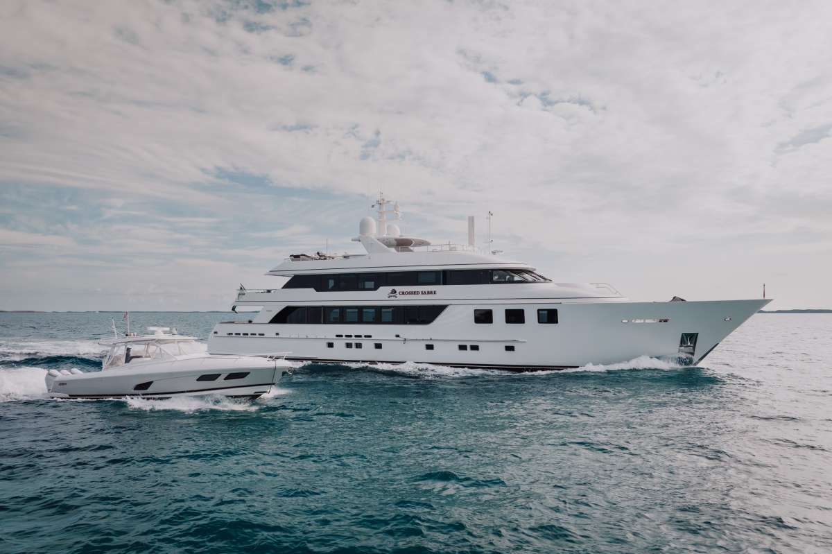 Crossed Sabre Superyacht Charters in Bahamas - Nassau Superyachts