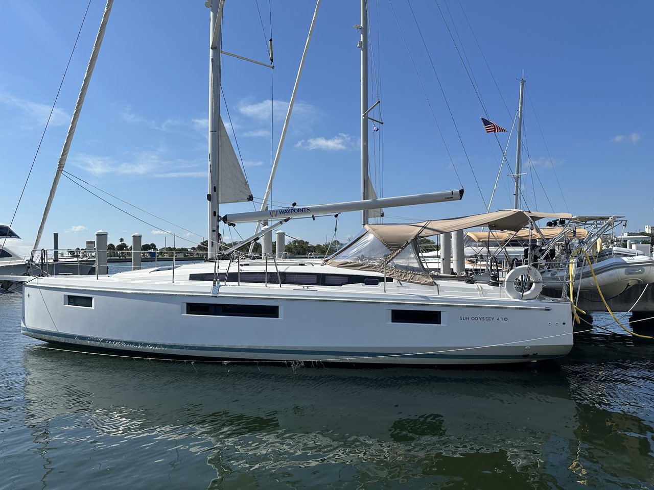 Vigilant Bareboat Charter in Florida