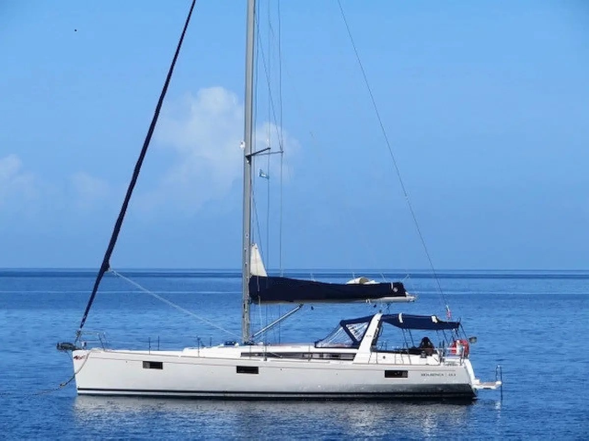 Spirit of Adventure Bareboat Charter in British Virgin Islands