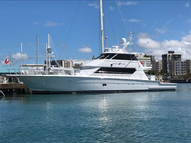 ONE NET Crewed Charters in Belize