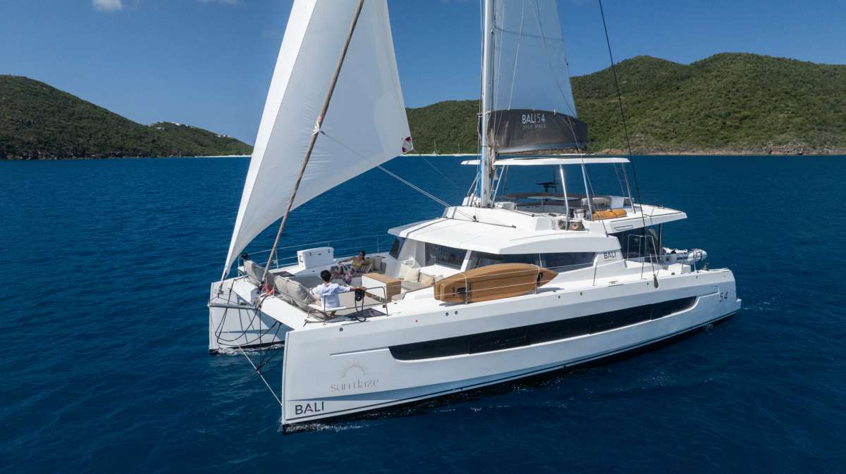 SUN DAZE Crewed Charters in British Virgin Islands