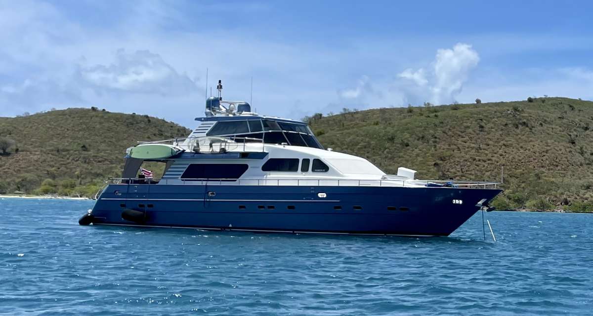 QARA Crewed Charters in US Virgin Islands