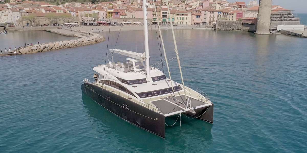 HOUBARA Crewed Charters in St. Martin