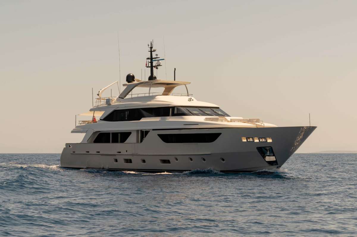 LANCE Superyacht Charters in Australia