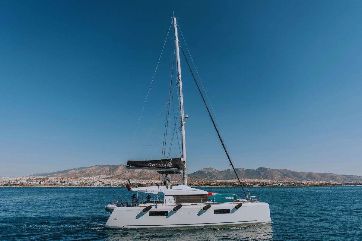 ONEIDA Crewed Charters in Greece