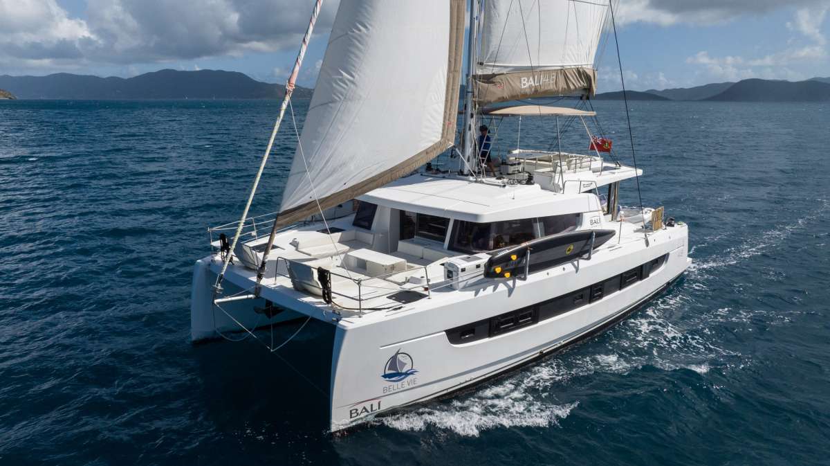 BELLE VIE Crewed Charters in St. Vincent