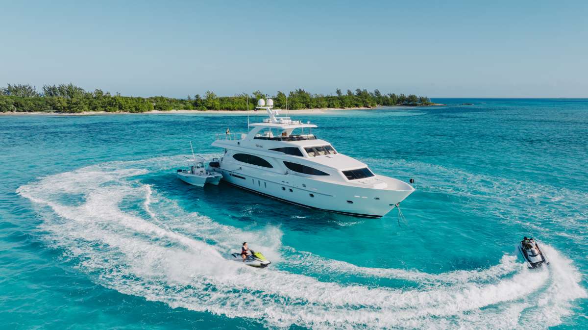 VITESSE Crewed Charters in Bahamas - Nassau