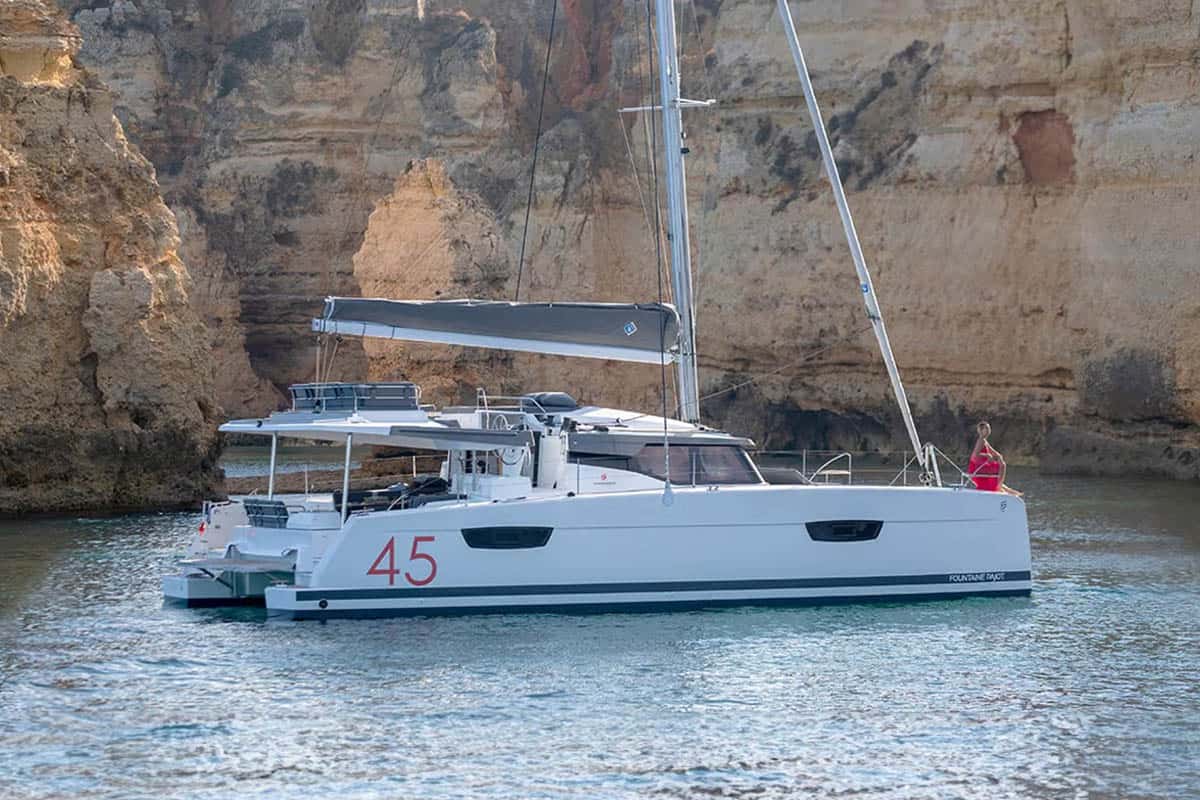 Nahoa Bareboat Charter in Greece