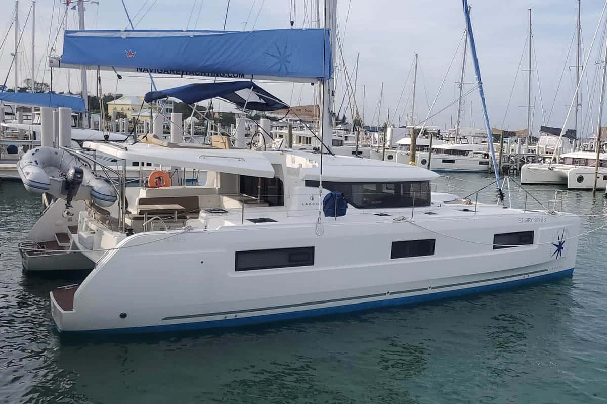 Starry Night Bareboat Charter in Bahamas - Abacos