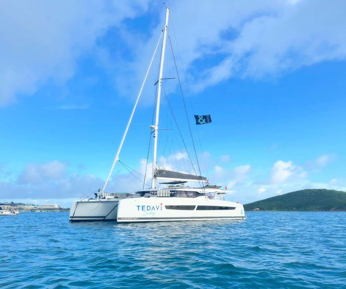 TEDAVI Crewed Charters in US Virgin Islands