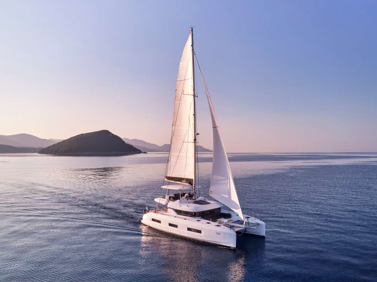 AZUL Crewed Charters in Greece