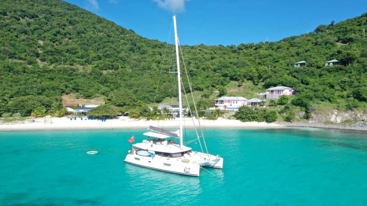 SANDY CINCO Crewed Charters in British Virgin Islands