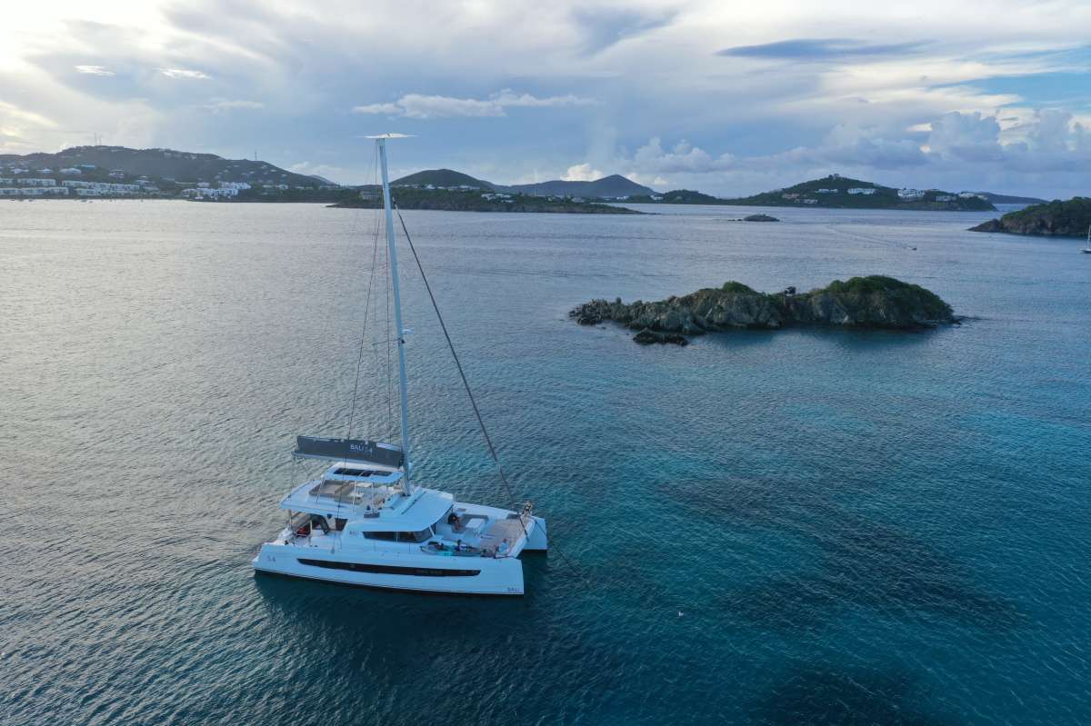 DANTE Crewed Charters in US Virgin Islands