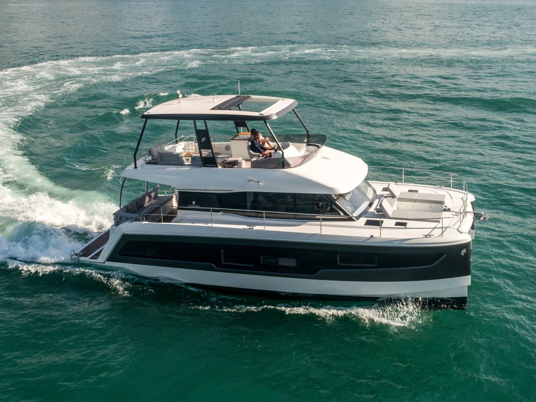 Congetta Bareboat Charter in Florida