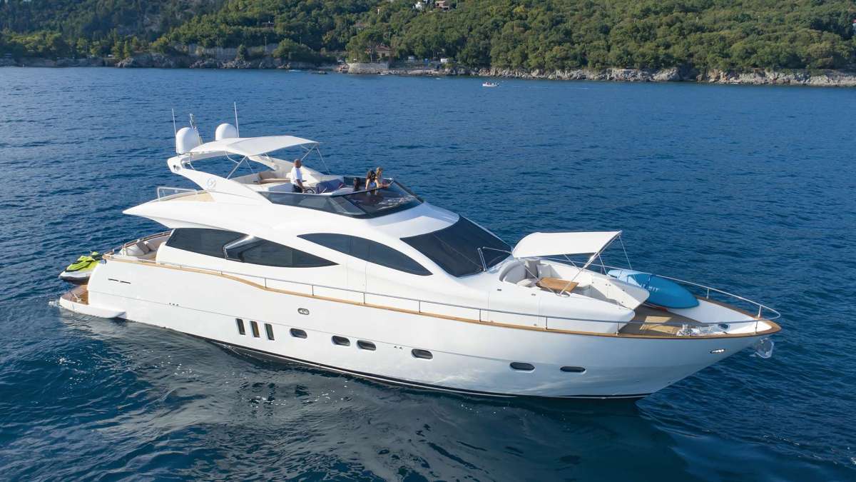 LUKAS Crewed Charters in Croatia
