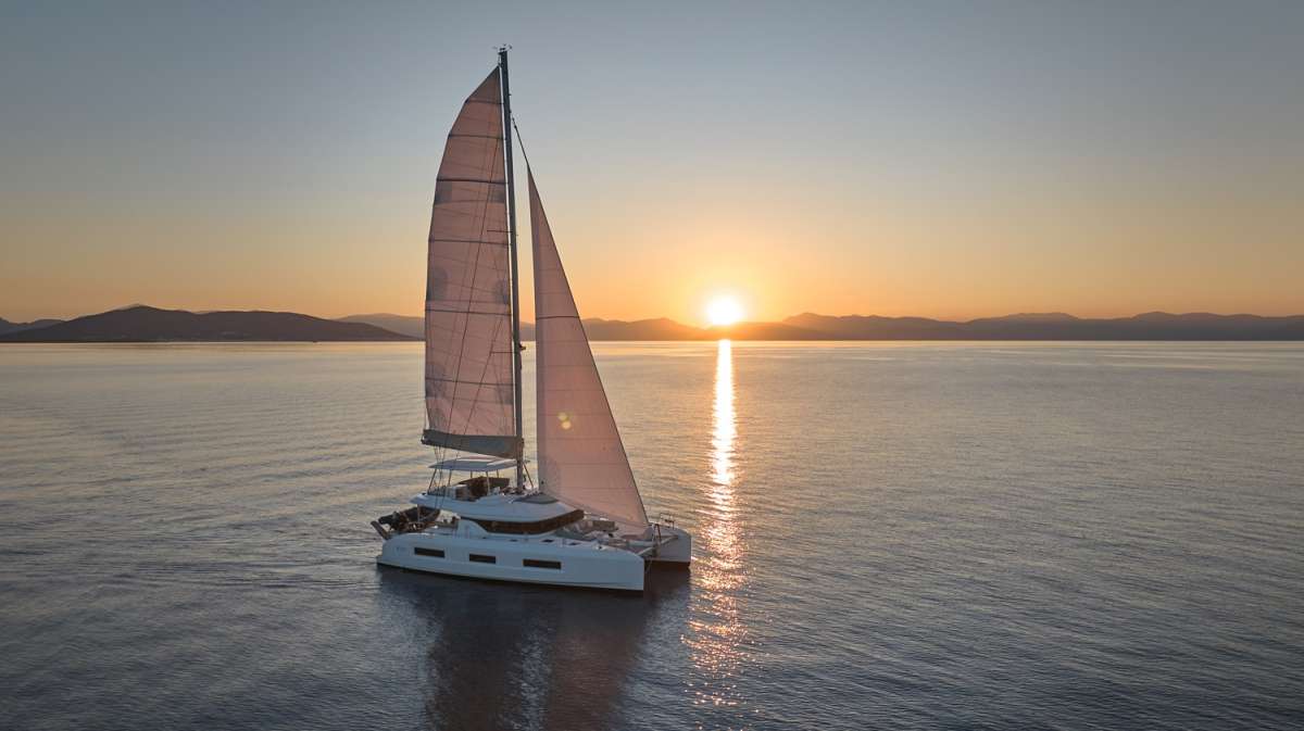 HAPPY Crewed Charters in Greece