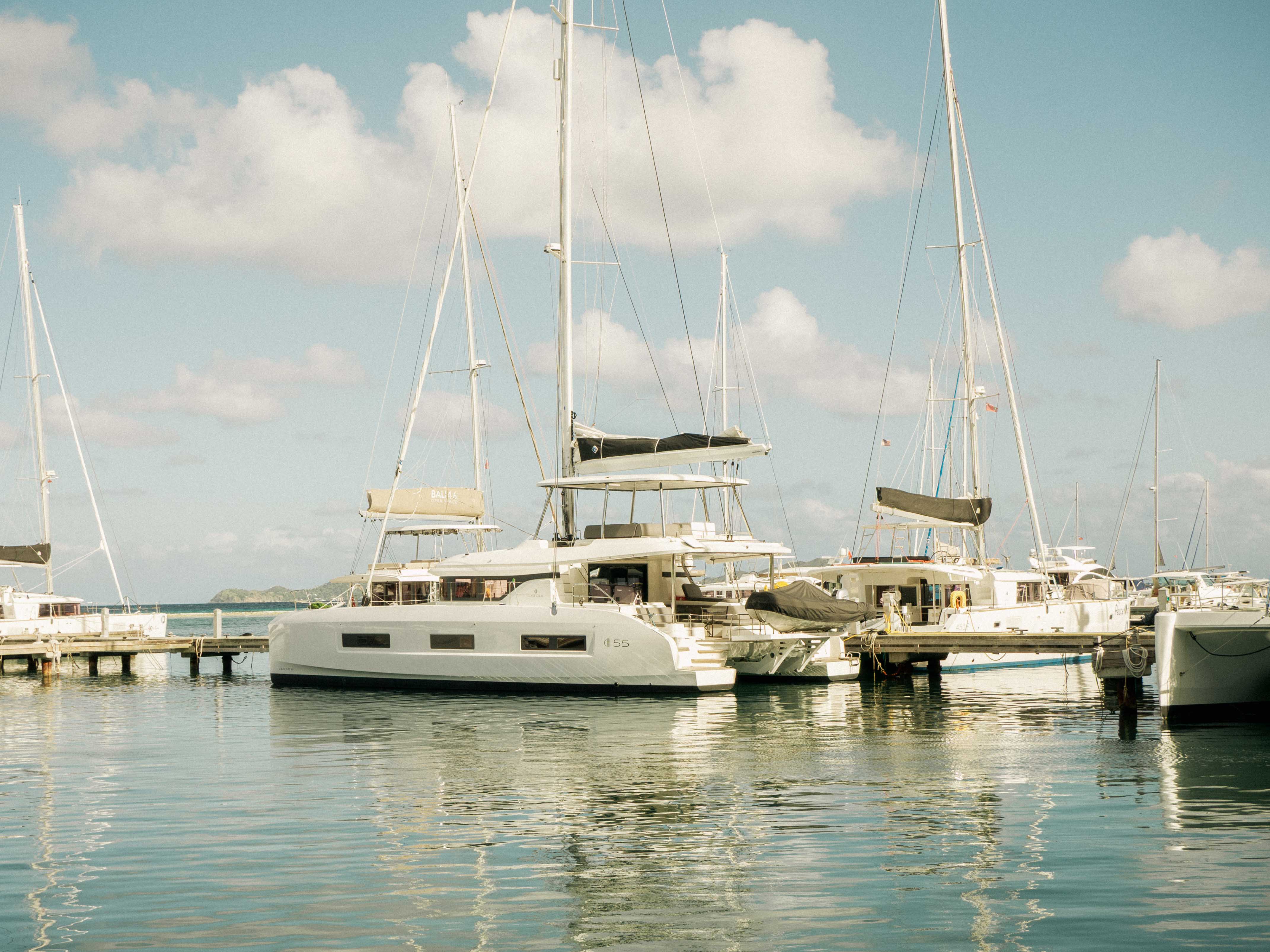 Luna Nova - FF Bareboat Charter in British Virgin Islands