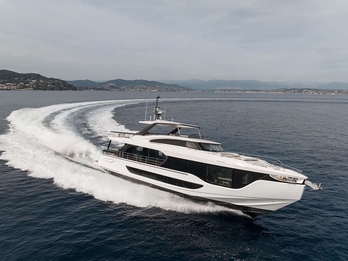 ALADDIN SANE Crewed Charters in Greece