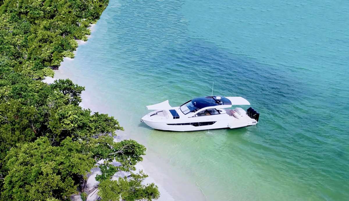 INTERLUDE Crewed Charters in Florida