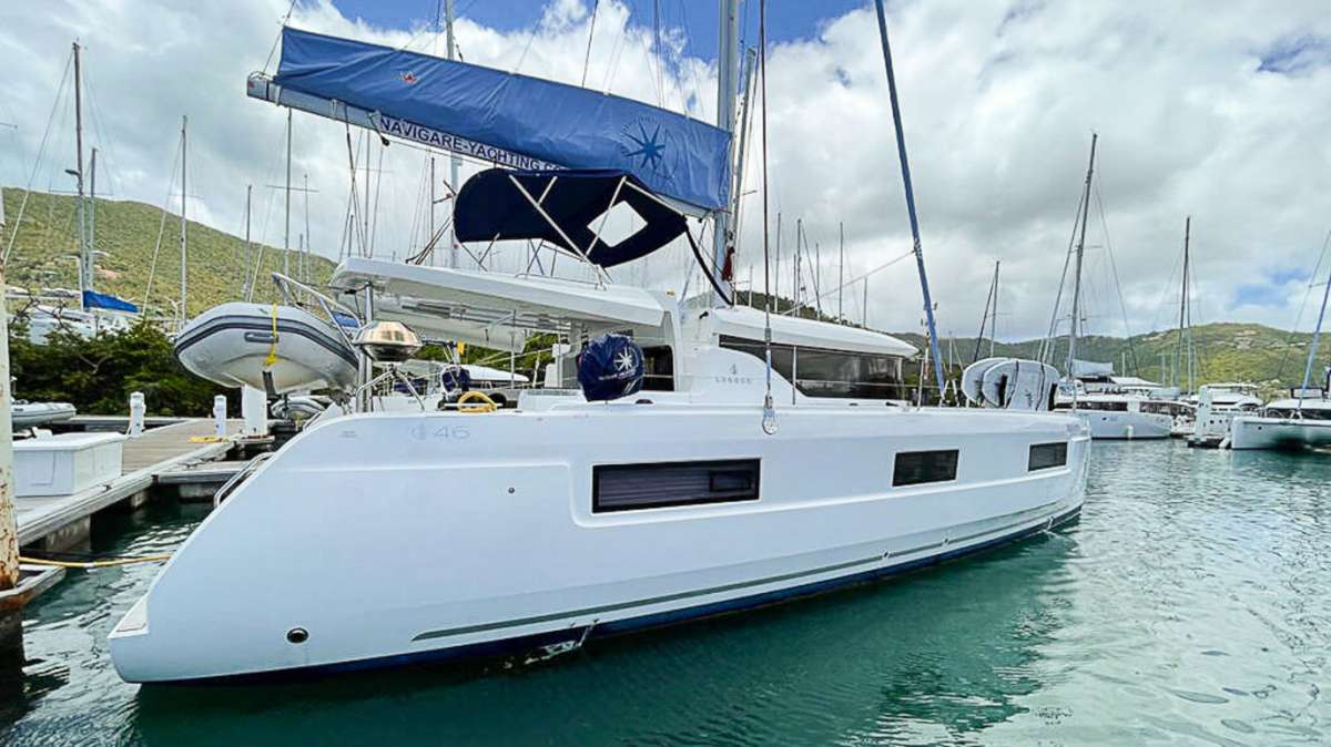OCEANS 8 Crewed Charters in British Virgin Islands