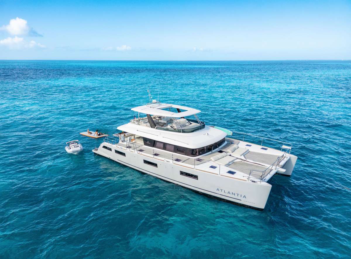 ATLANTIA Crewed Charters in Bahamas - Nassau
