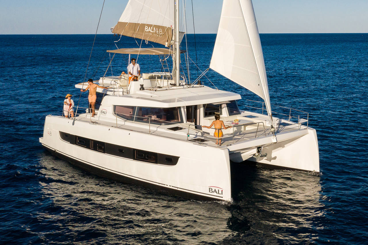 PELICAN BLEU Bareboat Charter in British Virgin Islands