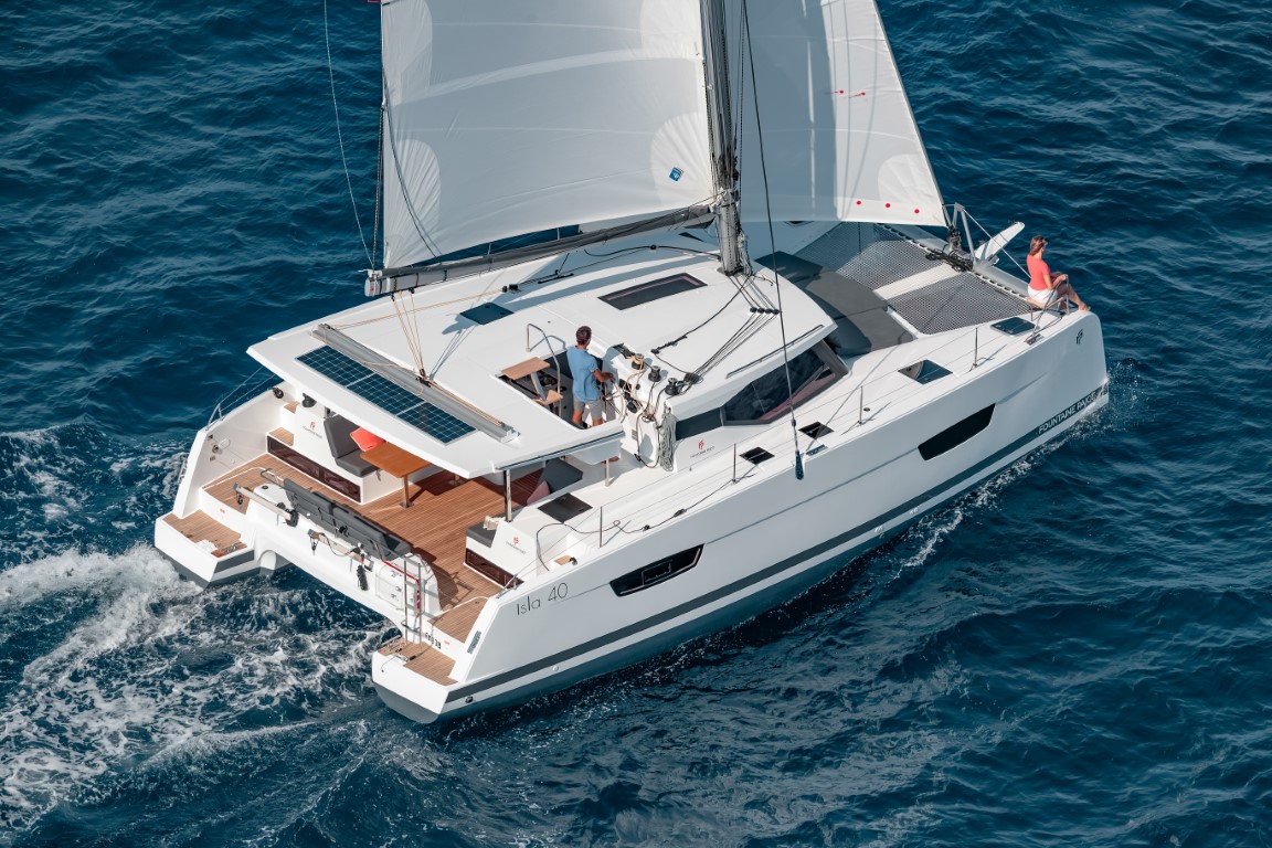 Fountaine Pajot Isla 40 - 4 + 1 cab. CLASS Bareboat Charter in France