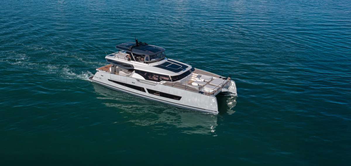 ALINA Crewed Charters in Greece