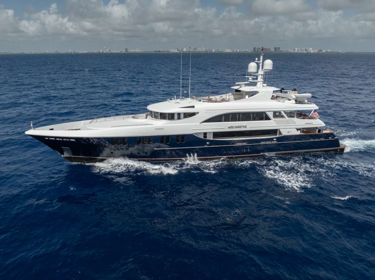 MISS CHRISTINE Superyacht Charters in New England
