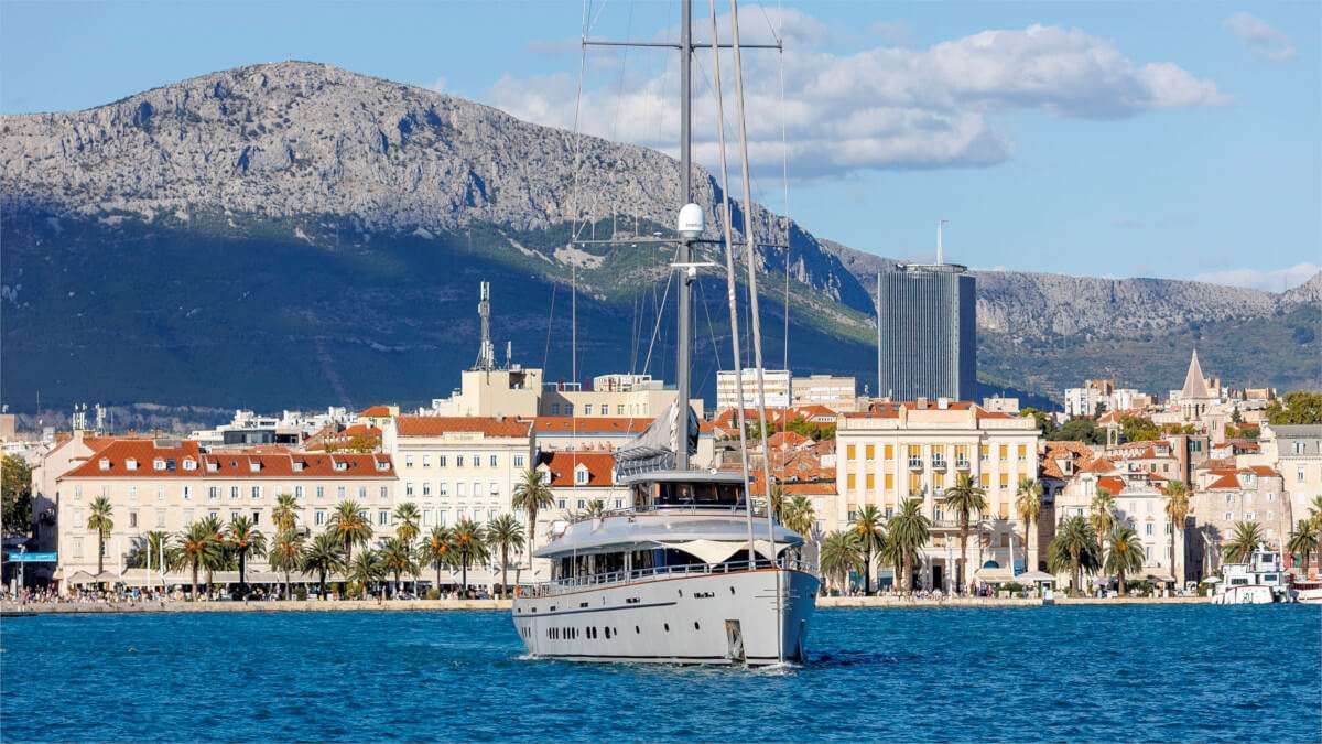LIFE IS GOOD Superyacht Charters in Croatia