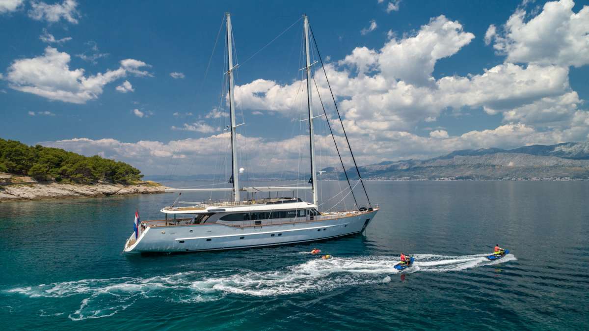 NAVILUX Superyacht Charters in Croatia